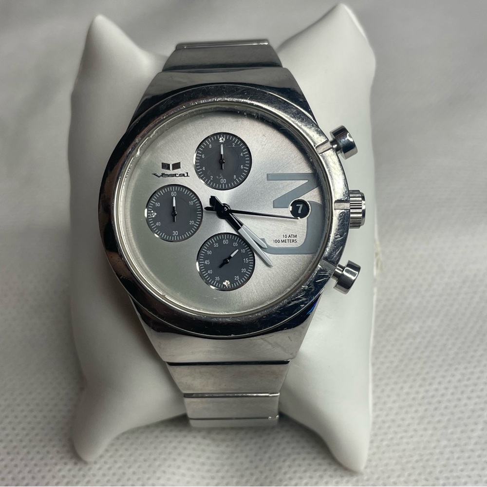 Vestal Madera V•9 Chronograph Date Watch Small 6” Wrist Chrome on Steel New Batt